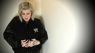 Big-Ass Blonde Ring Rat's Blowjob for Backstage Pass