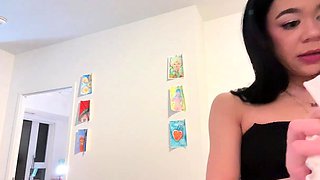 Horny amateur asian teen girl toying her pussy on cam