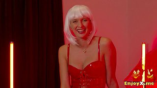 Stacy Cruz Squeals in Halloween Big Cock Hentai Cumshot