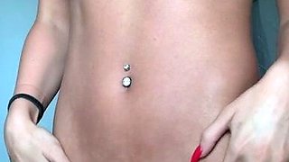 Amateur Webcam Teen Masturbates And Teases