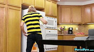 Michael Vegas Gets His Knob Sucked By Ebony Hispanic Scar