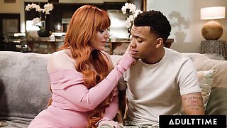 Cutesy Lauren Phillips and Lawson Jones at standing fuck clip