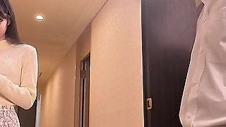 Double J-cup Slim Busty Exclusive Harem!! Role Reversal Turns... Boss Into Obedient Naked Maid at Home with Them. Chapter.1