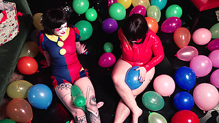 Double Pomni Balloon Popping